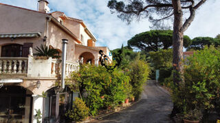  Maison  vendre 8 pices 251 m