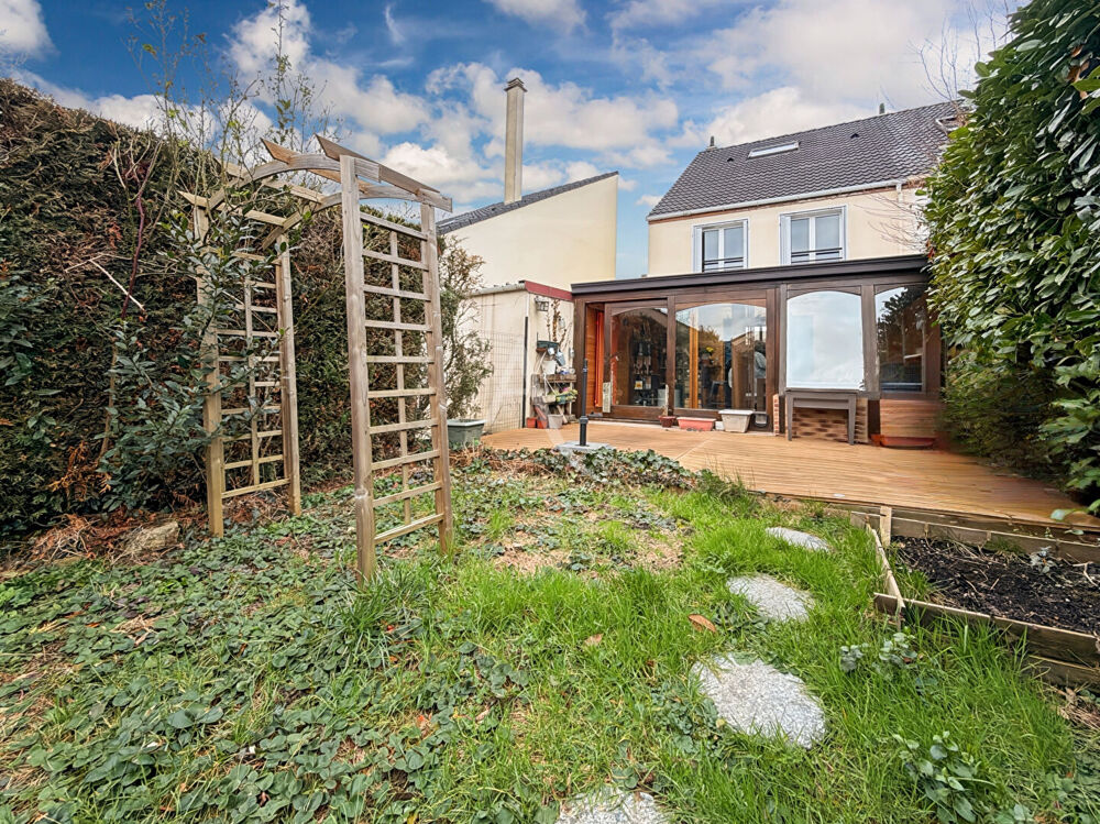 Maison Jouy Le Moutier 5 pièce(s) 115 m2