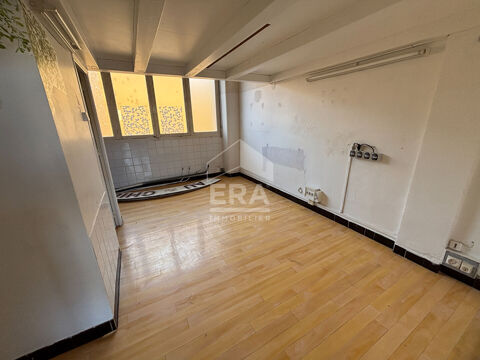 Local commercial Sisteron 2 pi&egrave;ce(s) 25.45 m2 65000 04200 Sisteron