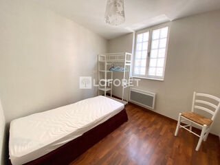  Appartement à louer 3 pièces 56 m²