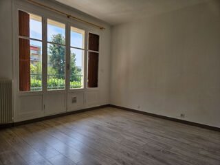  Appartement à louer 1 pièce 25 m²