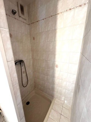  Appartement à louer 2 pièces 32 m²