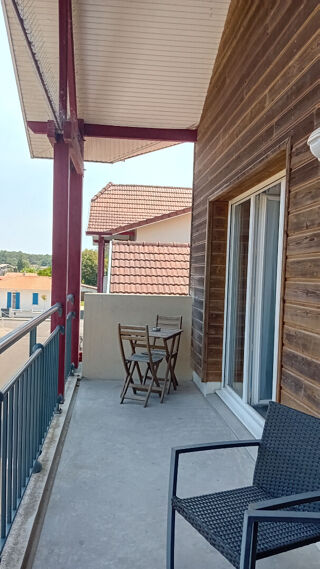  Appartement à louer 3 pièces 61 m²