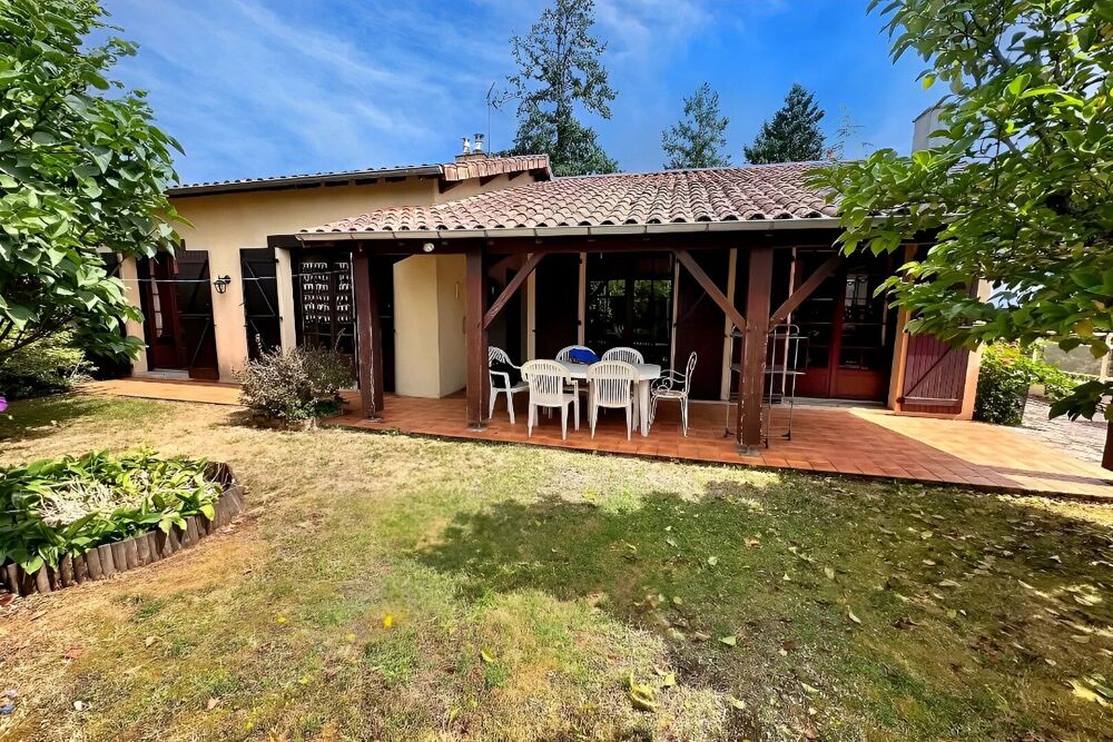 Maison de 123m² sur sous-sol avec 4 chambres sise sur un terrain de 342m².