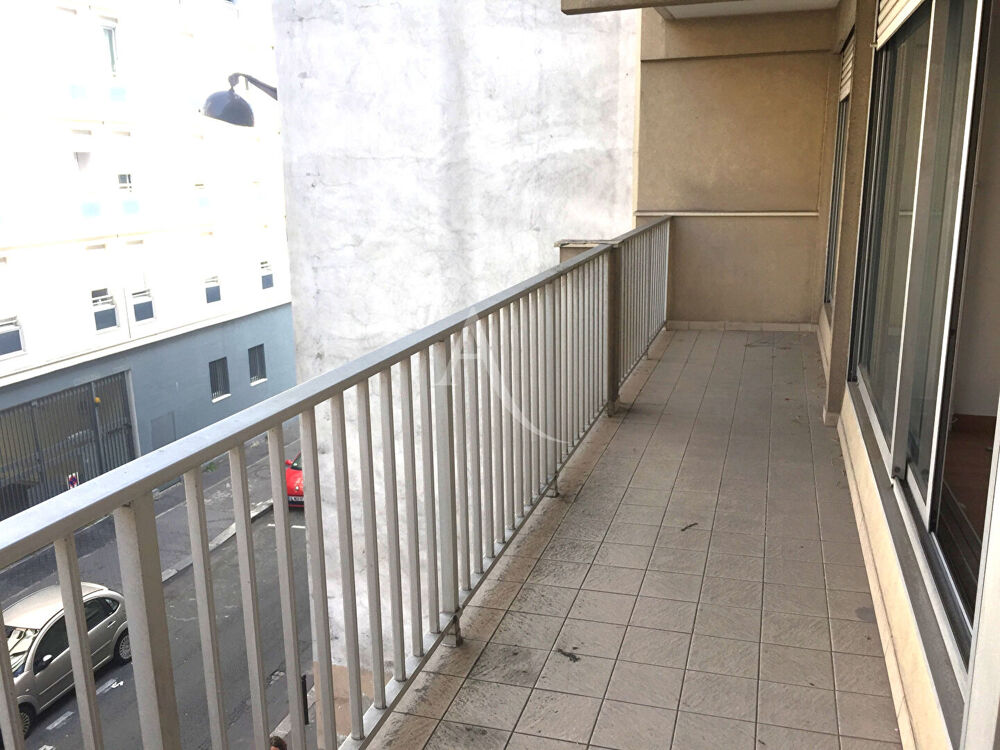 Vente Appartement Paris 11ème -Balcon & beau potentiel -Actuellement Loué- Paris 11