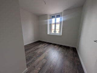  Appartement à louer 3 pièces 62 m²
