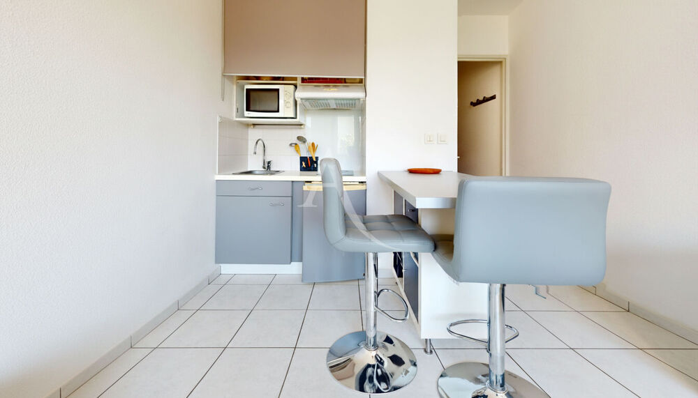 ANNECY secteur Balmettes A VENDRE STUDIO MEUBLE