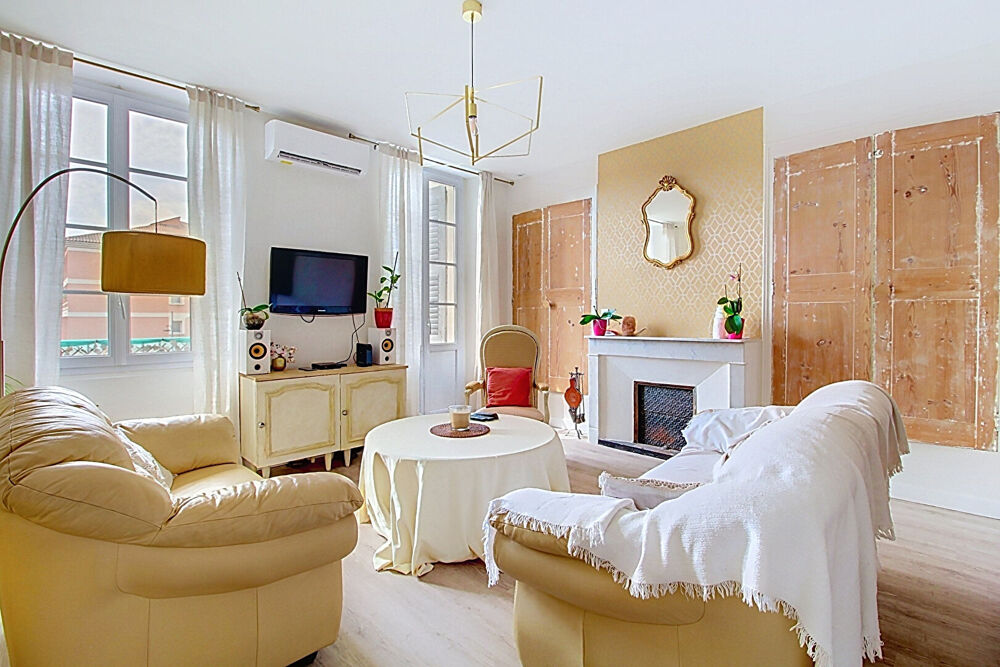 Vente Appartement A VENDRE EN EXCLUSIVITÉ DRAGUIGNAN SUPERBE APPARTEMENT T3 SPACIEUX de 100 m² en centre ville Draguignan