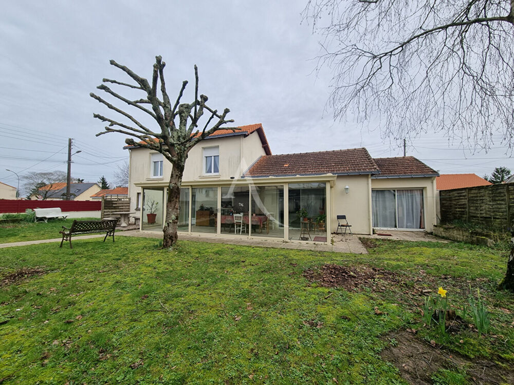 Vente Maison SAINT-SÉBASTIEN-SUR-LOIRE LE DOUET Maison 7 pièce(s) - 129m2 Saint sebastien sur loire