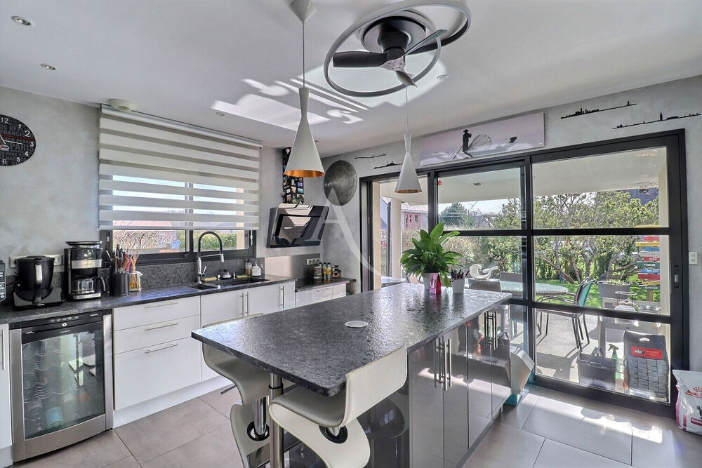 � vendre  Maison Le Vaudreuil (27100)