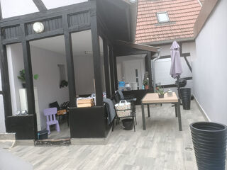  Immeuble � vendre 10 pi�ces 237 m�