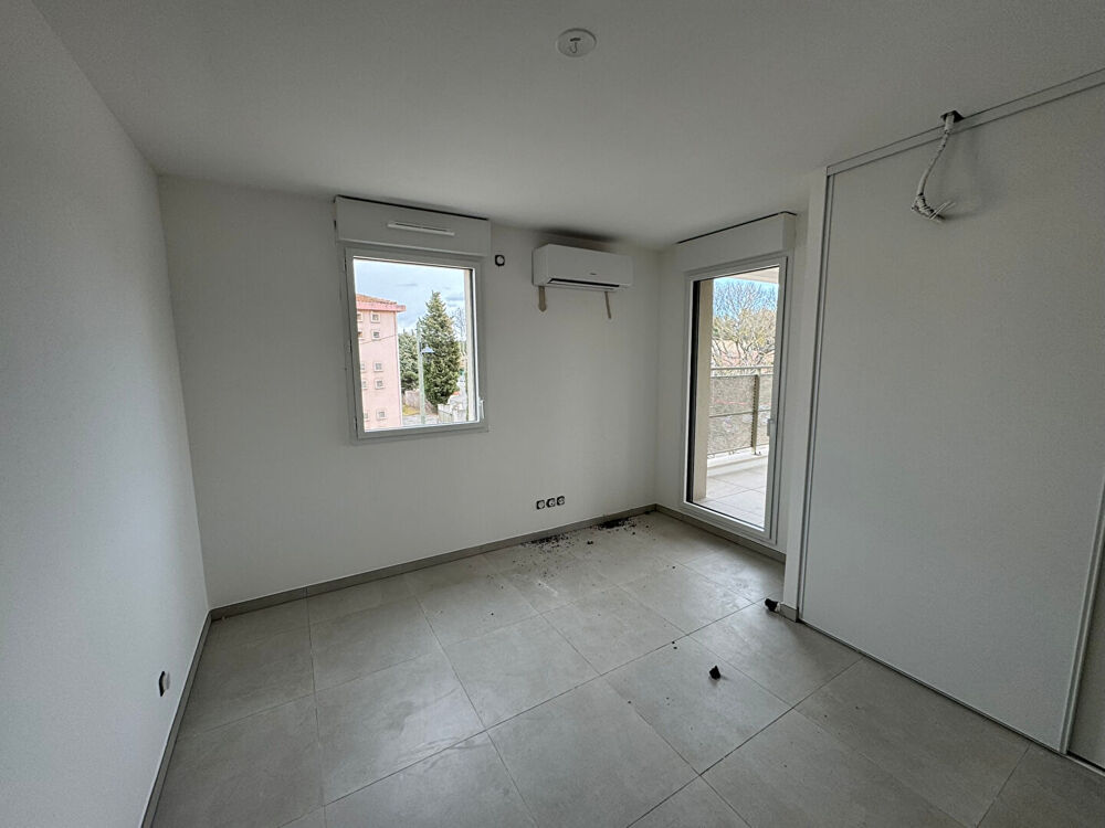Location Appartement AIX LES MILLES T2 45M² TERRASSE PARKING Les milles