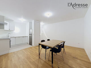 Location Appartement Appartement Suresnes 2 pièce(s) 43 m2 Parking/Balcon Suresnes