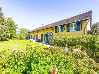  Maison � vendre 9 pi�ces 318 m�