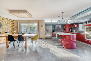  Maison  vendre 6 pices 181 m