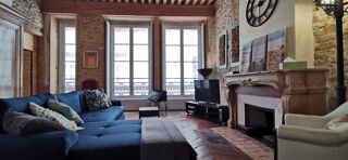  Appartement à louer 2 pièces 101 m²