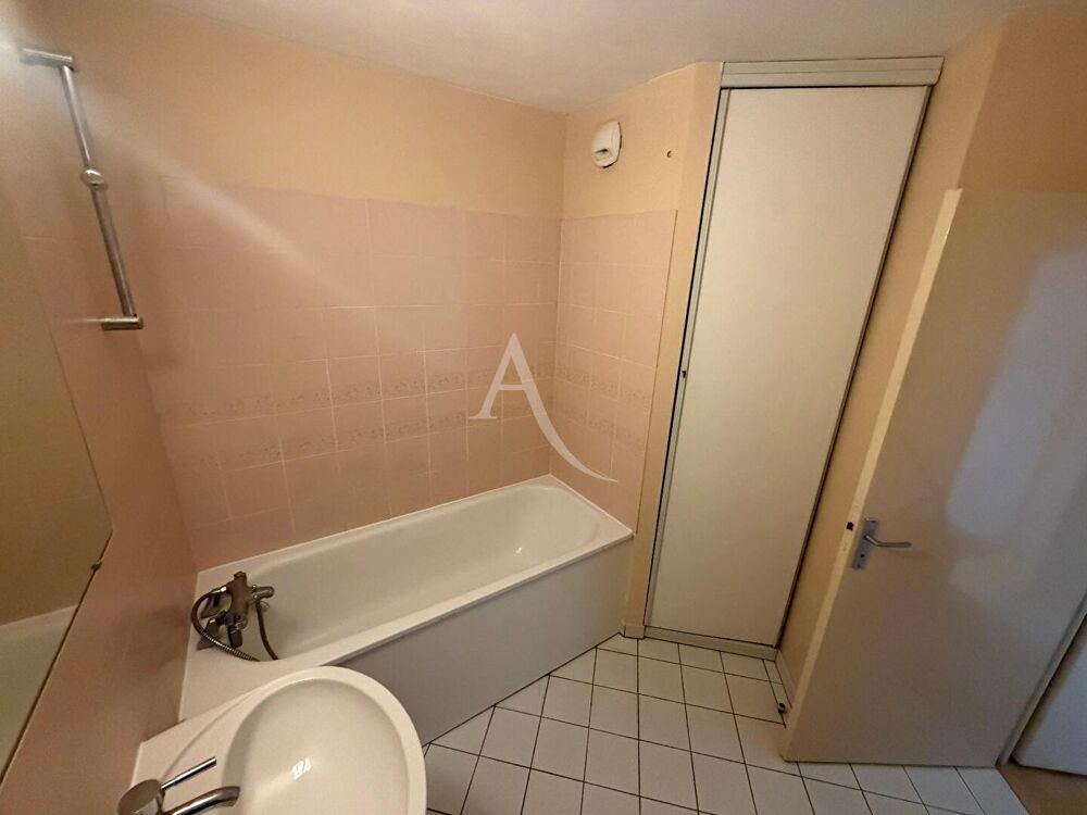 Location Appartement Appartement Nantes - 2 pièce(s) - 53.65 m2 Nantes