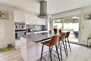  Maison � vendre 5 pi�ces 140 m�