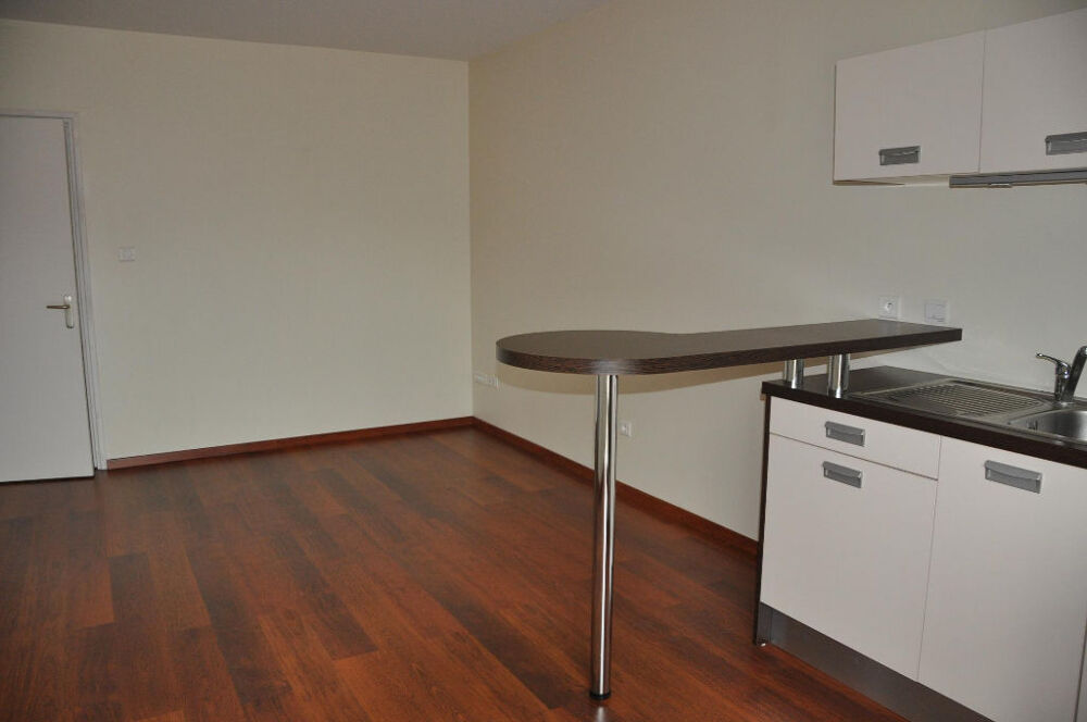 Appartement 1er étage, Bourg St Germain du Bois