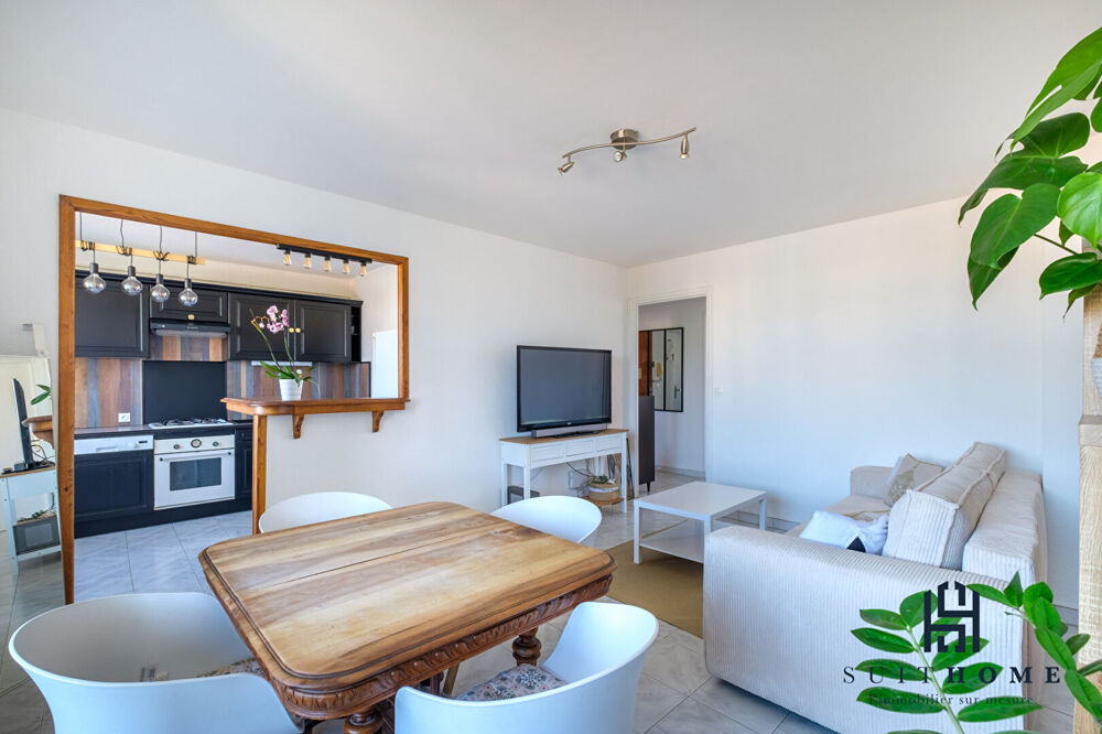 Vente Appartement Appartement T5 à vendre proche de la maison de la danse Appartement  5 pièce(s) 82m2 4 chambre au dernier étage à LYON 8 Lyon 8