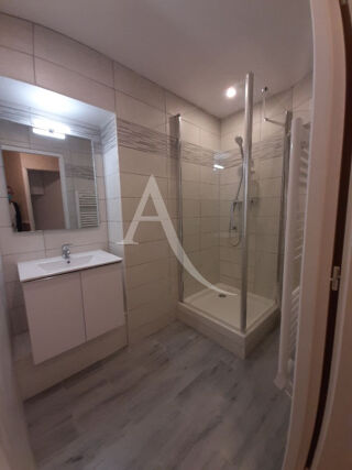  Appartement à louer 3 pièces 62 m²
