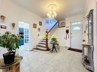  Maison � vendre 9 pi�ces 172 m�