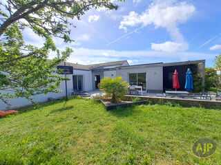  Maison à vendre 6 pièces 177 m²