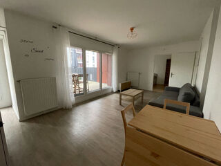  Appartement à louer 3 pièces 56 m²