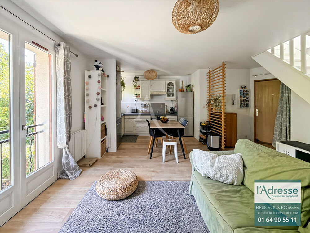 Vente Appartement APPARTEMENT 3P EN DUPLEX 70m² AU SOL A FORGES LES BAINS EN PARFAIT ETAT Forges les bains