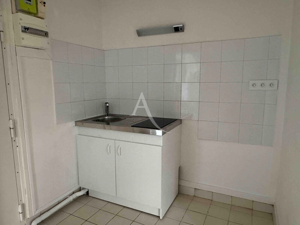 Location Appartement Appartement PARIS   1 pièce   18 m² Paris 6