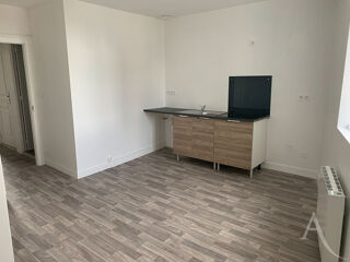 Appartement à louer 3 pièces 75 m²