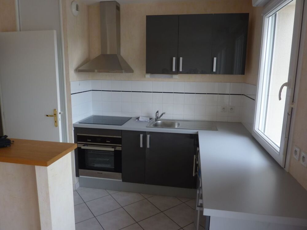 PONTIVY - Appartement T2 - Résidence avec ascenseur + parking + balcon