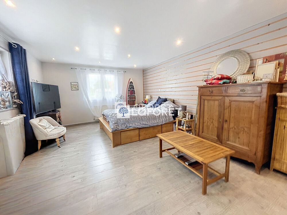 Maison Grentheville 7 pièce(s) 205 m2