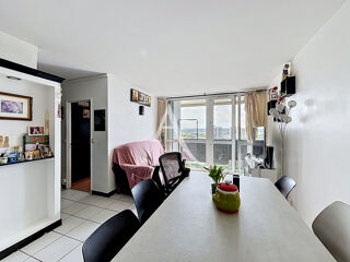  Appartement à vendre 4 pièces 77 m²