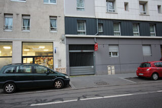  Parking / Garage  louer 11 m