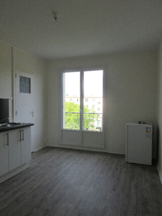  Appartement à louer 1 pièce 18 m²