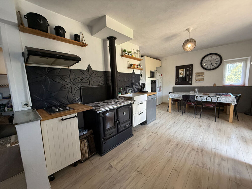 Vente Maison Maison de 7 pièces à Taupont (56800) Taupont