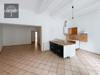  Appartement à louer 4 pièces 84 m²