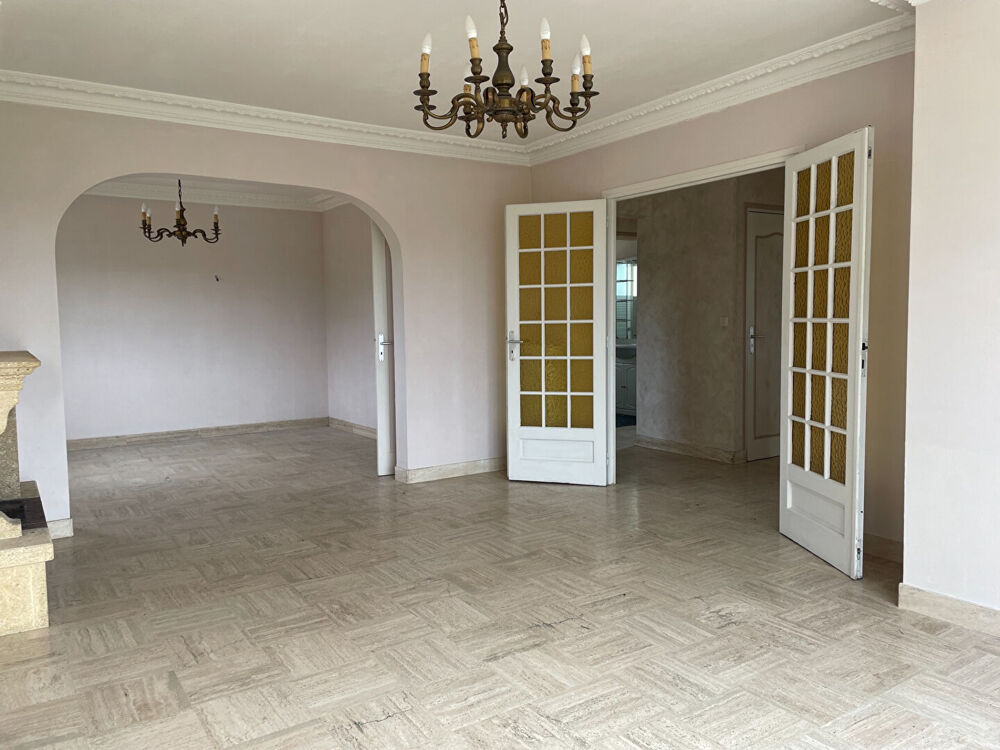Maison à Louer T4 VANNEs PLOEREN - terrain 1500 m² environ - garage - cave- jardin