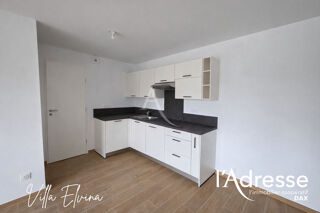 Appartement à louer 3 pièces 71 m²