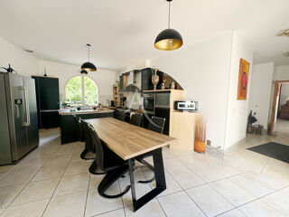  Maison à vendre 7 pièces 228 m²