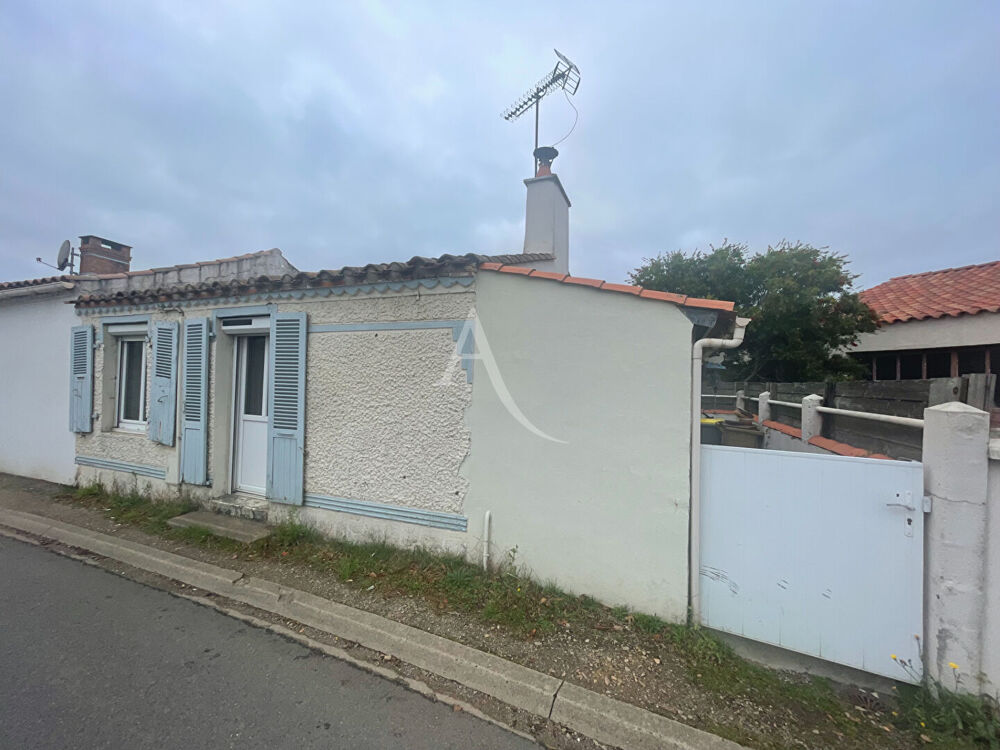 Maison Saint Hilaire La Foret 3 pièce(s) 38 m2
