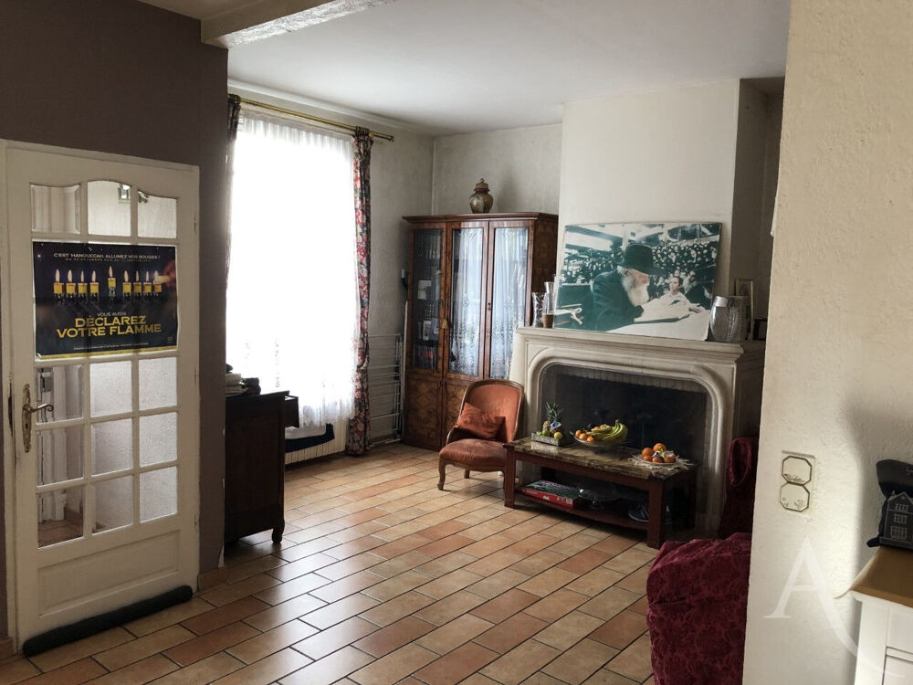 Maison de 162m² à Romainville, très bien placé