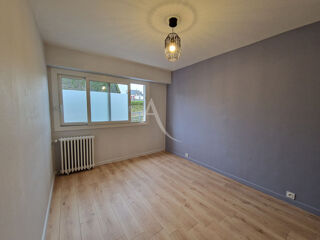  Appartement à louer 2 pièces 54 m²