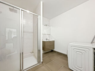  Appartement à louer 2 pièces 43 m²