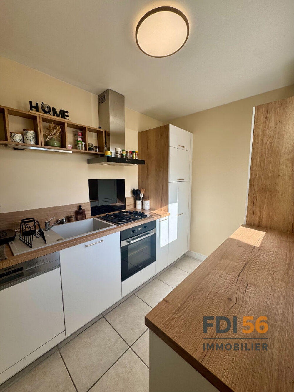 EXCLUSIVITÉ - A VENDRE A LORIENT - APPARTEMENT 4 PIECES - TERRASSE- GARAGE - ENVIRONNEMENT CALME