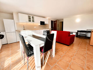  Appartement à louer 2 pièces 45 m²