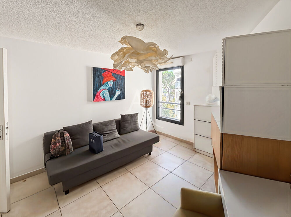 Vente Appartement Appartement Cannes centre ville 3 pièces 53,74m2 - Vendu Loué- Cannes