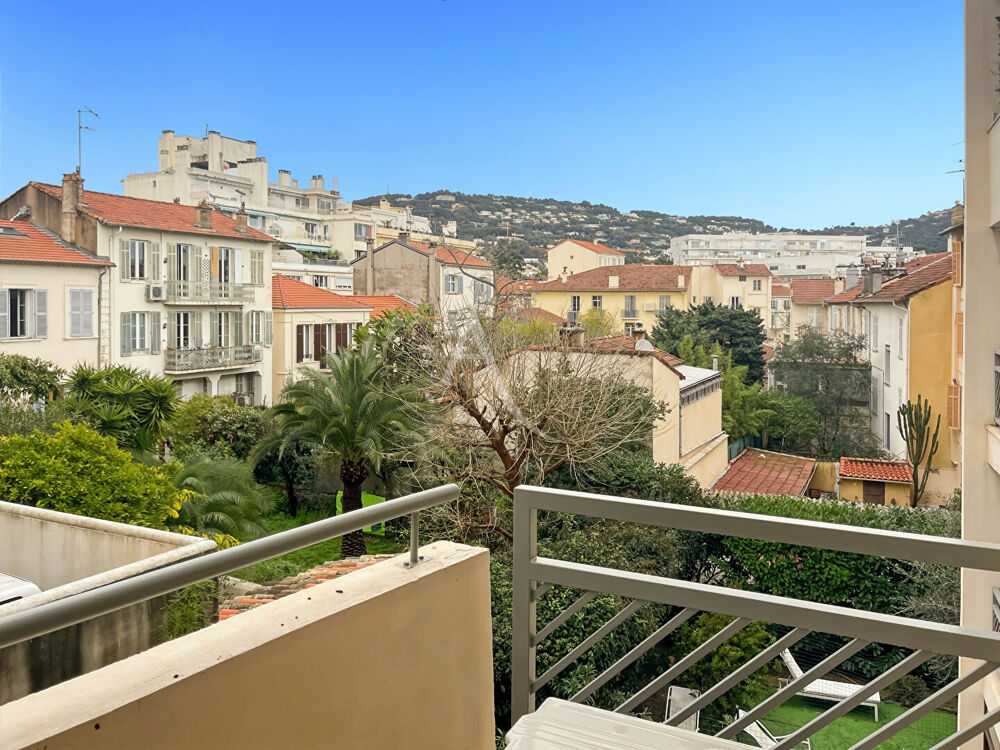 Vente Appartement 2 P Cannes Centre avec grande terrasse Cannes