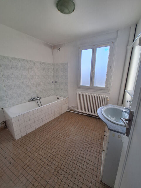  Appartement � louer 4 pi�ces 79 m�